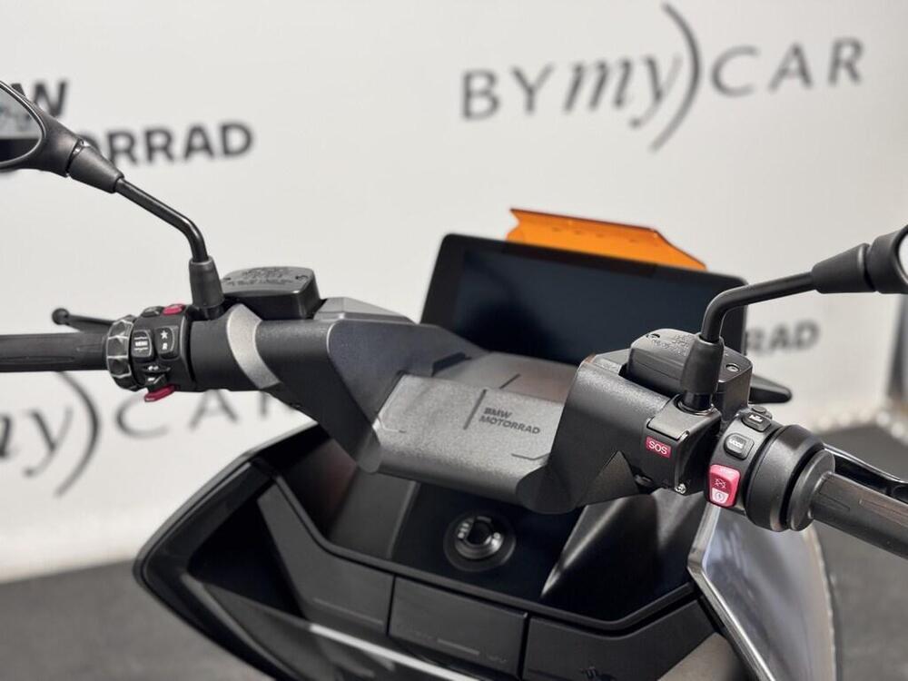 Bmw CE 04 (2021 - 25) (15)