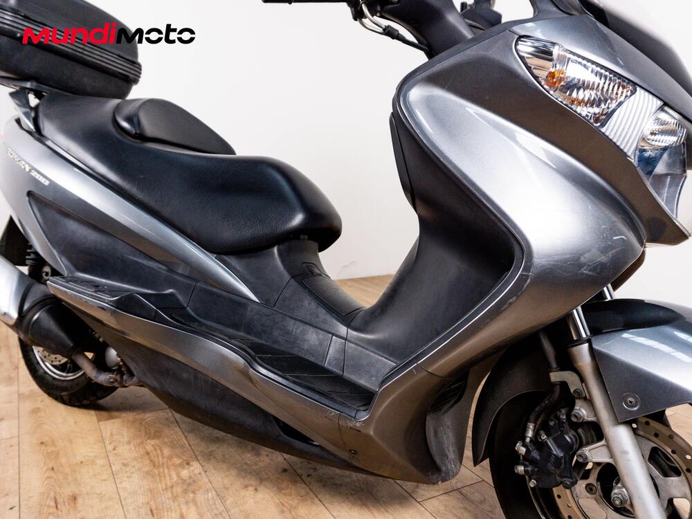 Suzuki Burgman UH 200 (2006 - 12) (5)