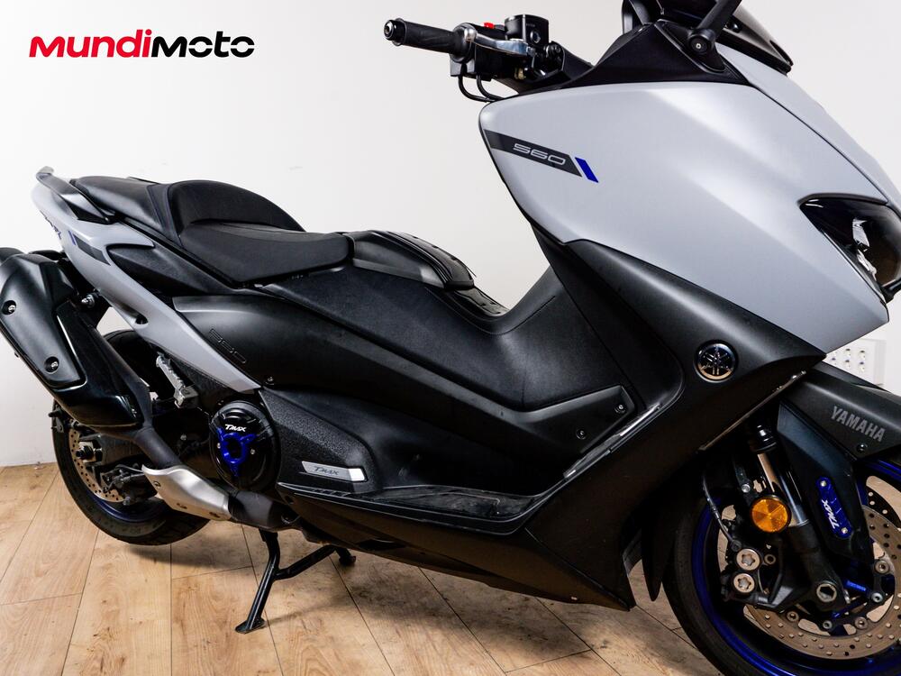 Yamaha T-Max 560 (2020 - 21) (5)
