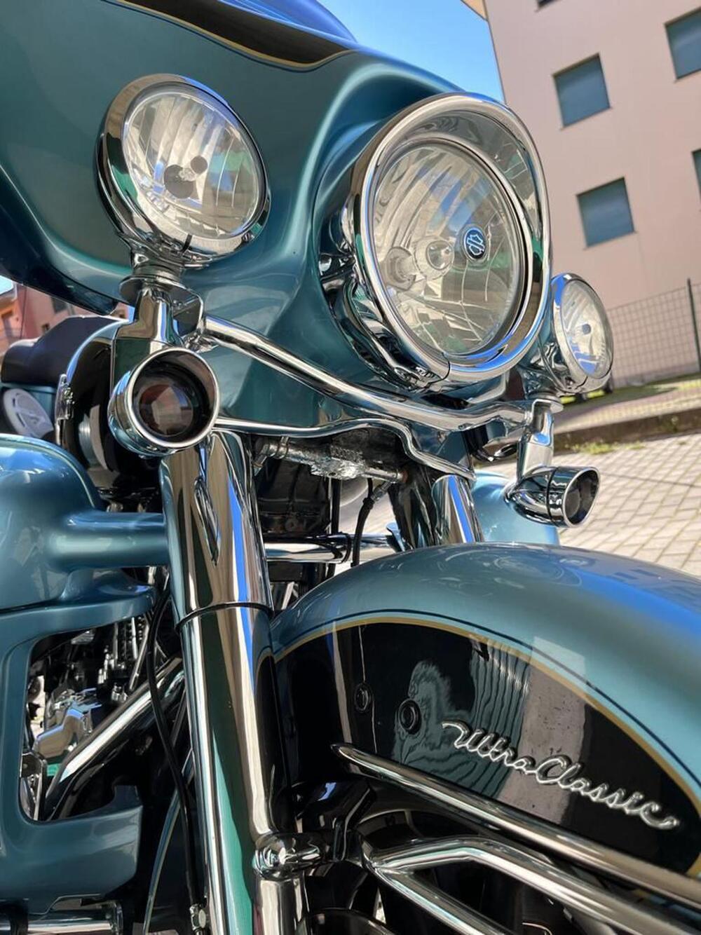 Harley-Davidson 1584 Electra Glide Ultra Classic (2007) - FLHTCU (8)