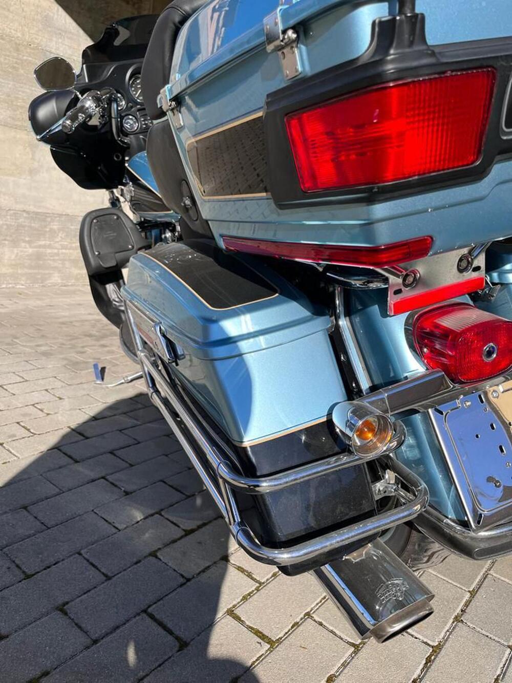 Harley-Davidson 1584 Electra Glide Ultra Classic (2007) - FLHTCU (12)