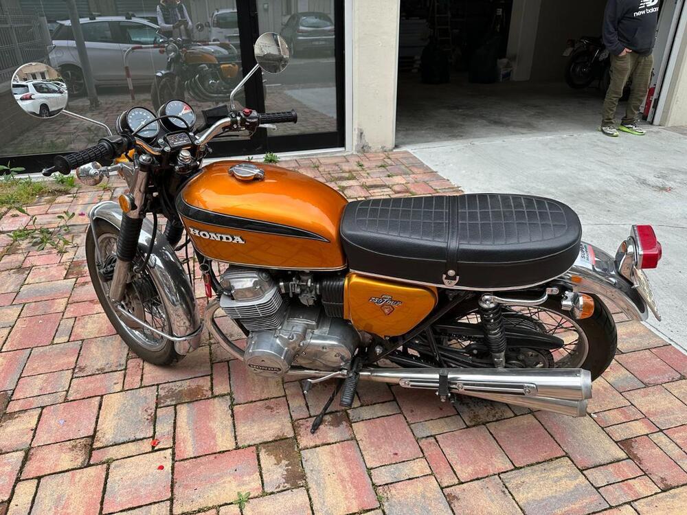 Honda CB 750 Four (2)