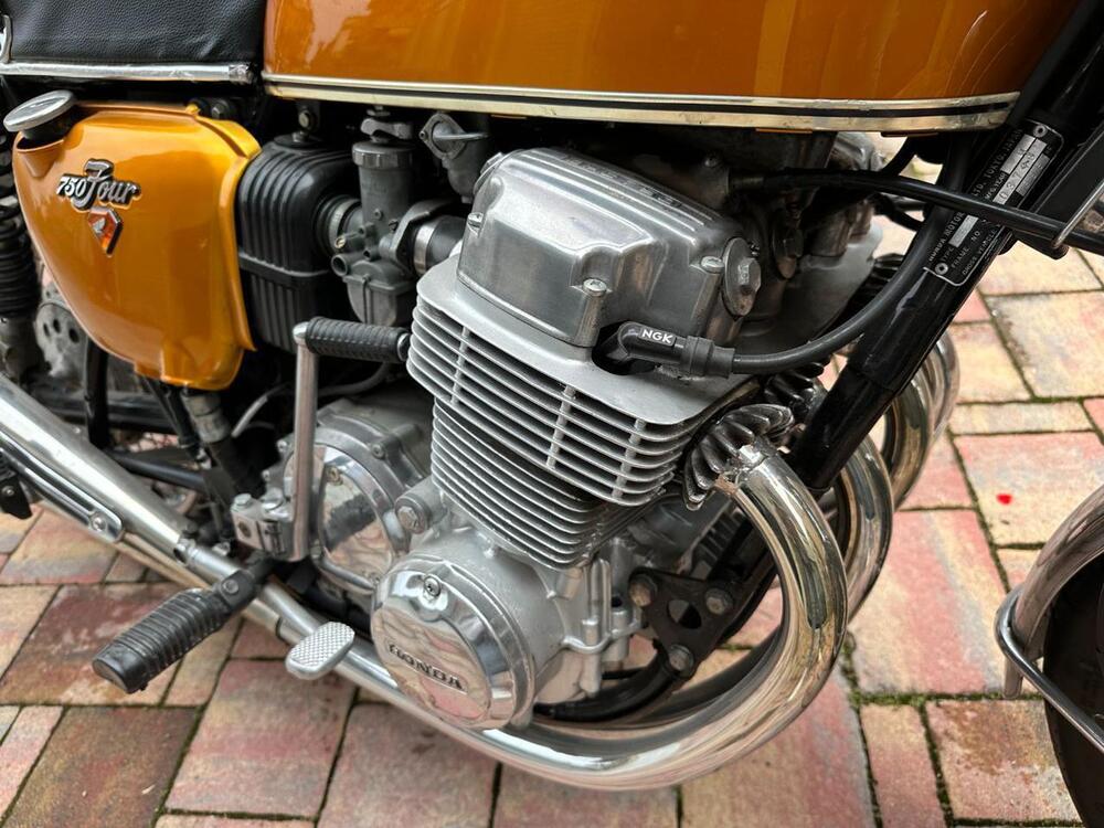 Honda CB 750 Four (6)