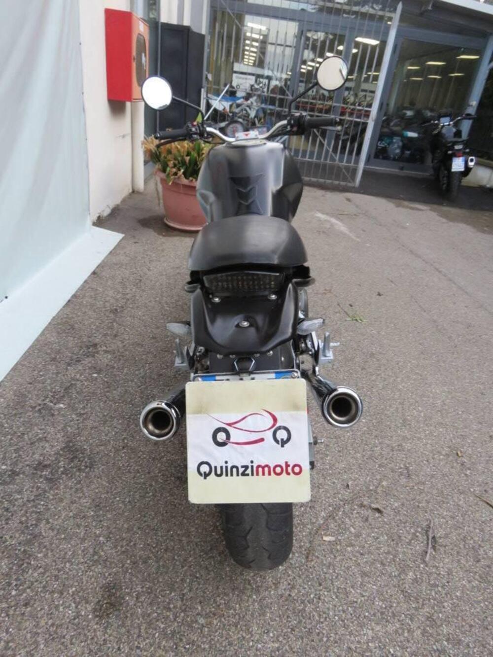 Ducati Monster 600 Dark (1998 - 01) (4)