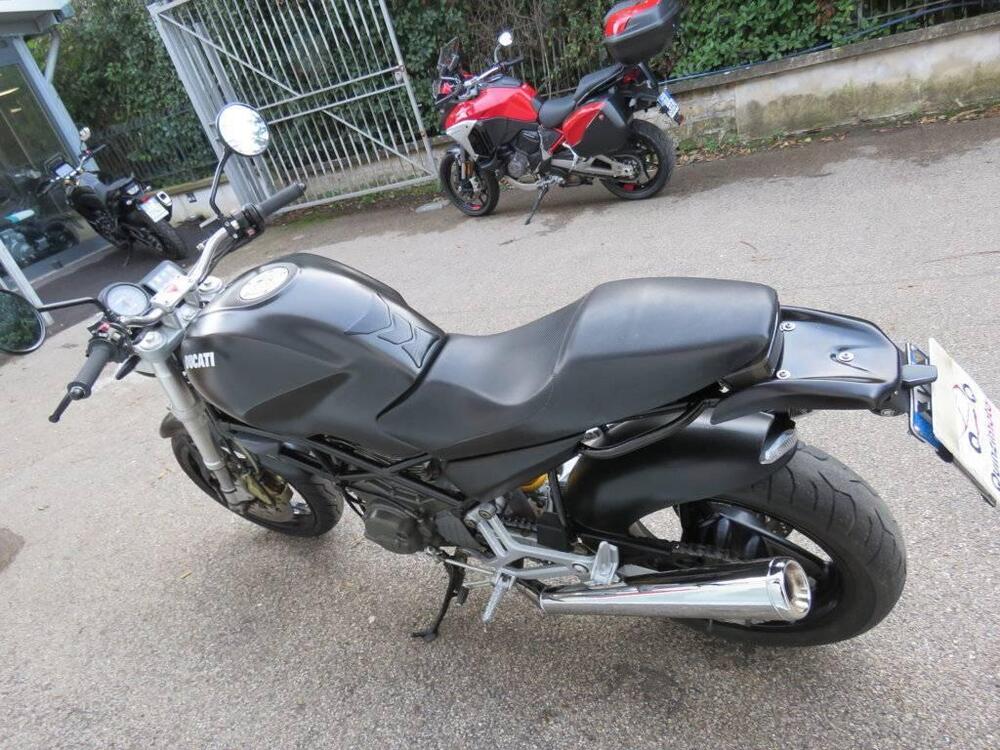 Ducati Monster 600 Dark (1998 - 01) (5)