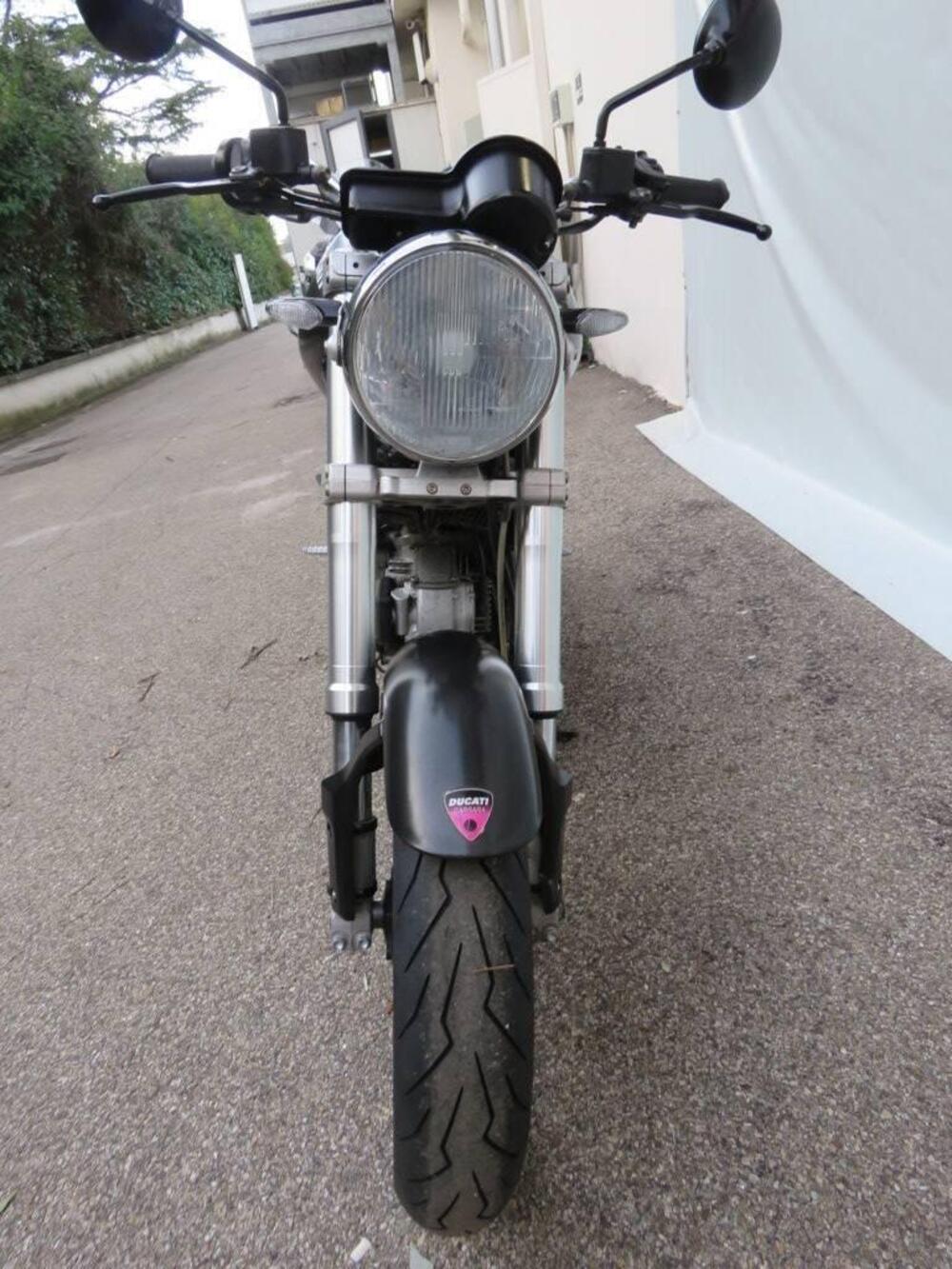 Ducati Monster 600 Dark (1998 - 01) (7)