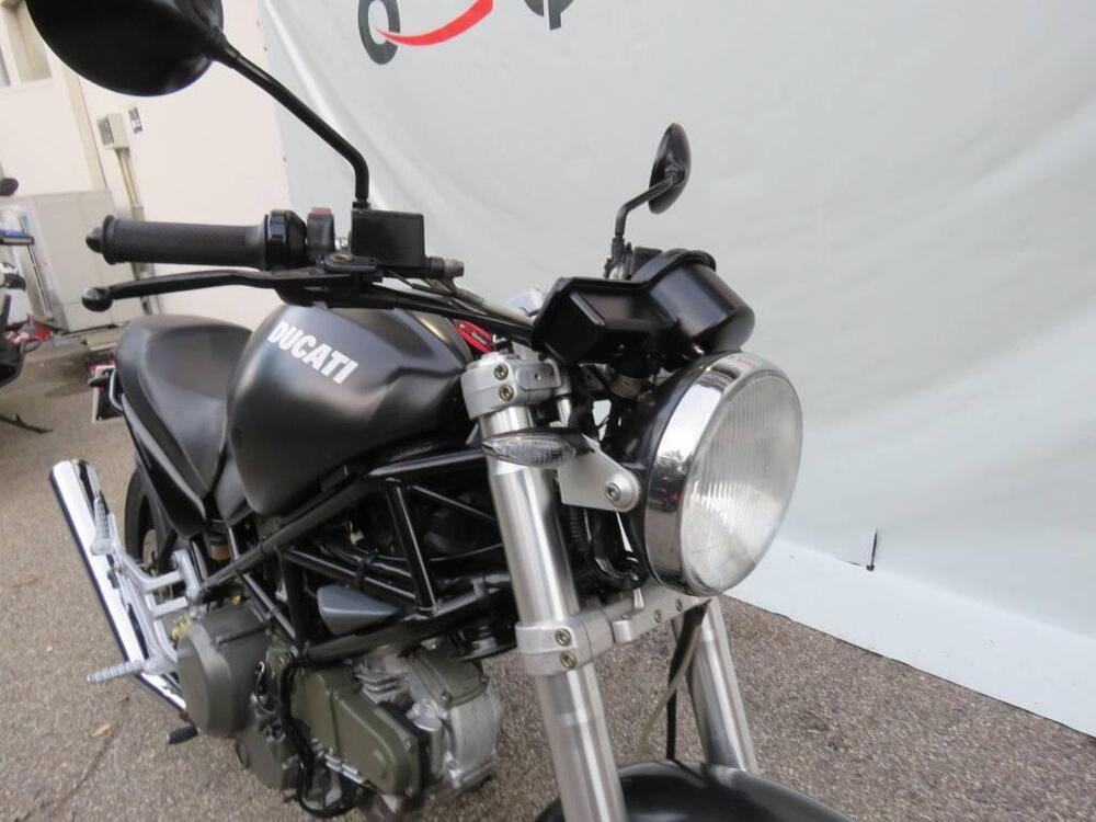 Ducati Monster 600 Dark (1998 - 01) (14)