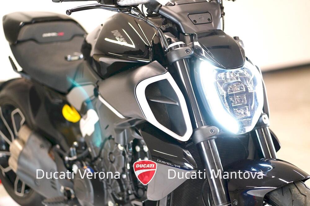 Ducati Diavel V4 (2023 - 25) (9)