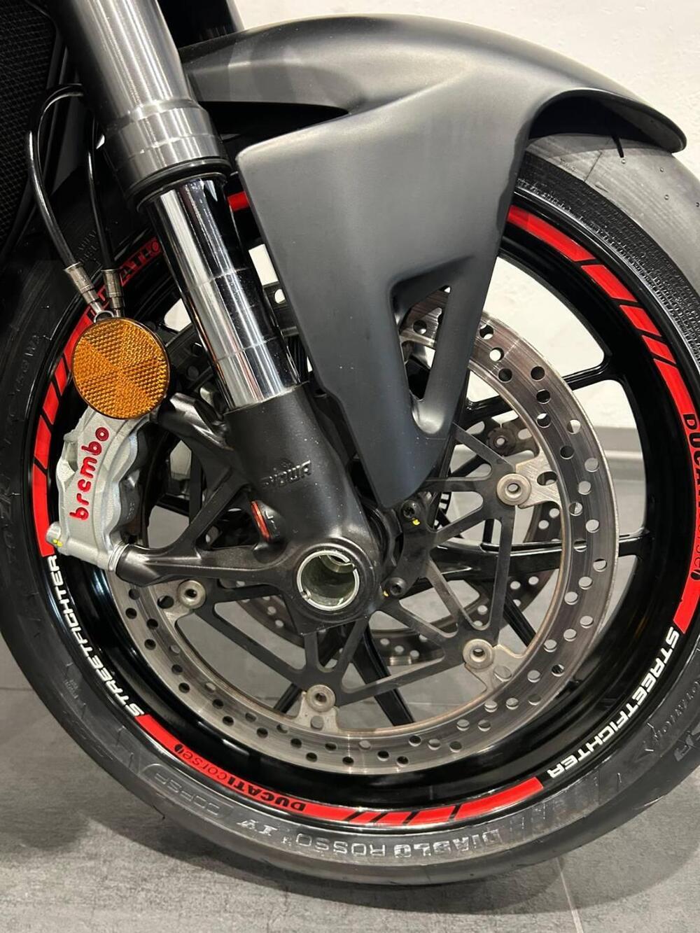 Ducati Streetfighter V4 1100 (2020) (11)