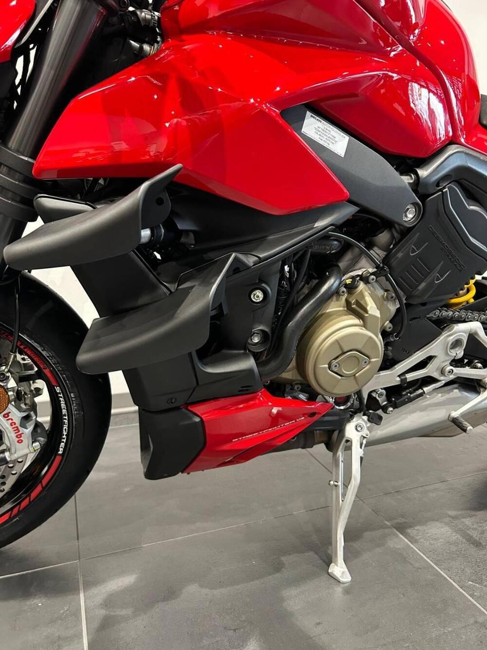 Ducati Streetfighter V4 1100 (2020) (15)