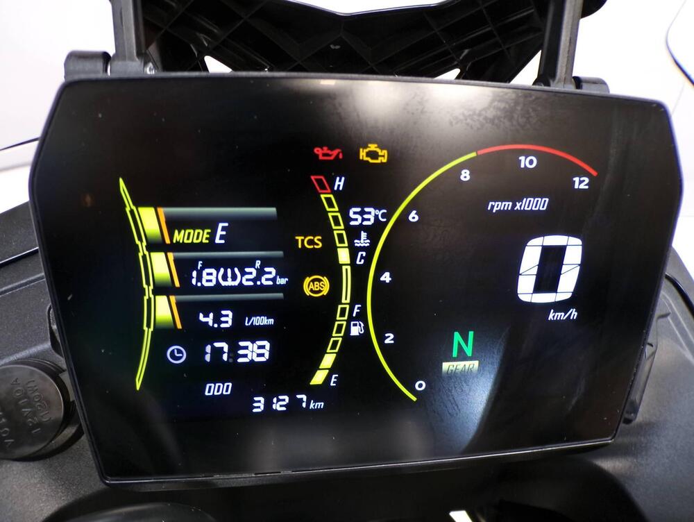 Voge Valico 625DSX (2025) (13)