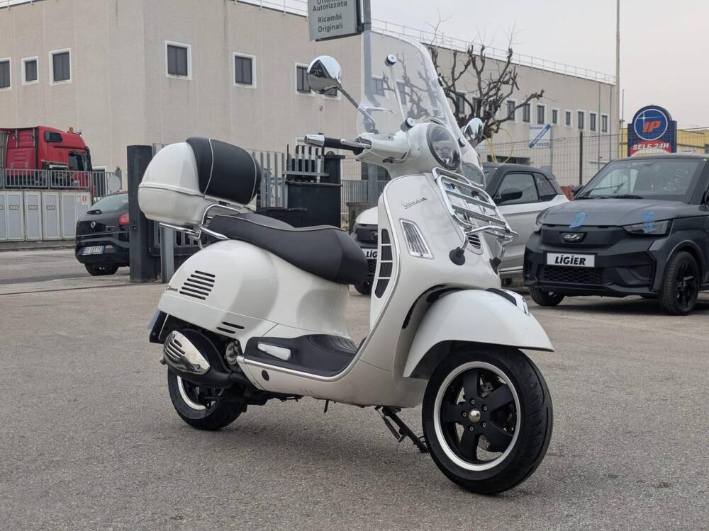 Vespa GTS 300 (2010 - 14) (7)