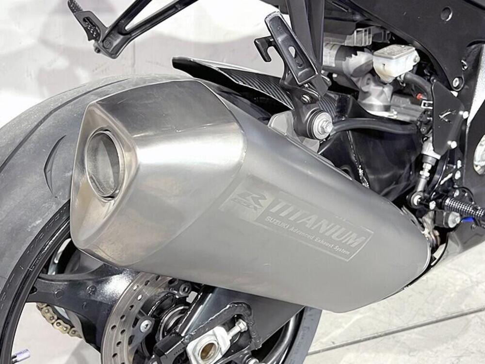 Suzuki GSX-R1000 (2005 - 06) (3)