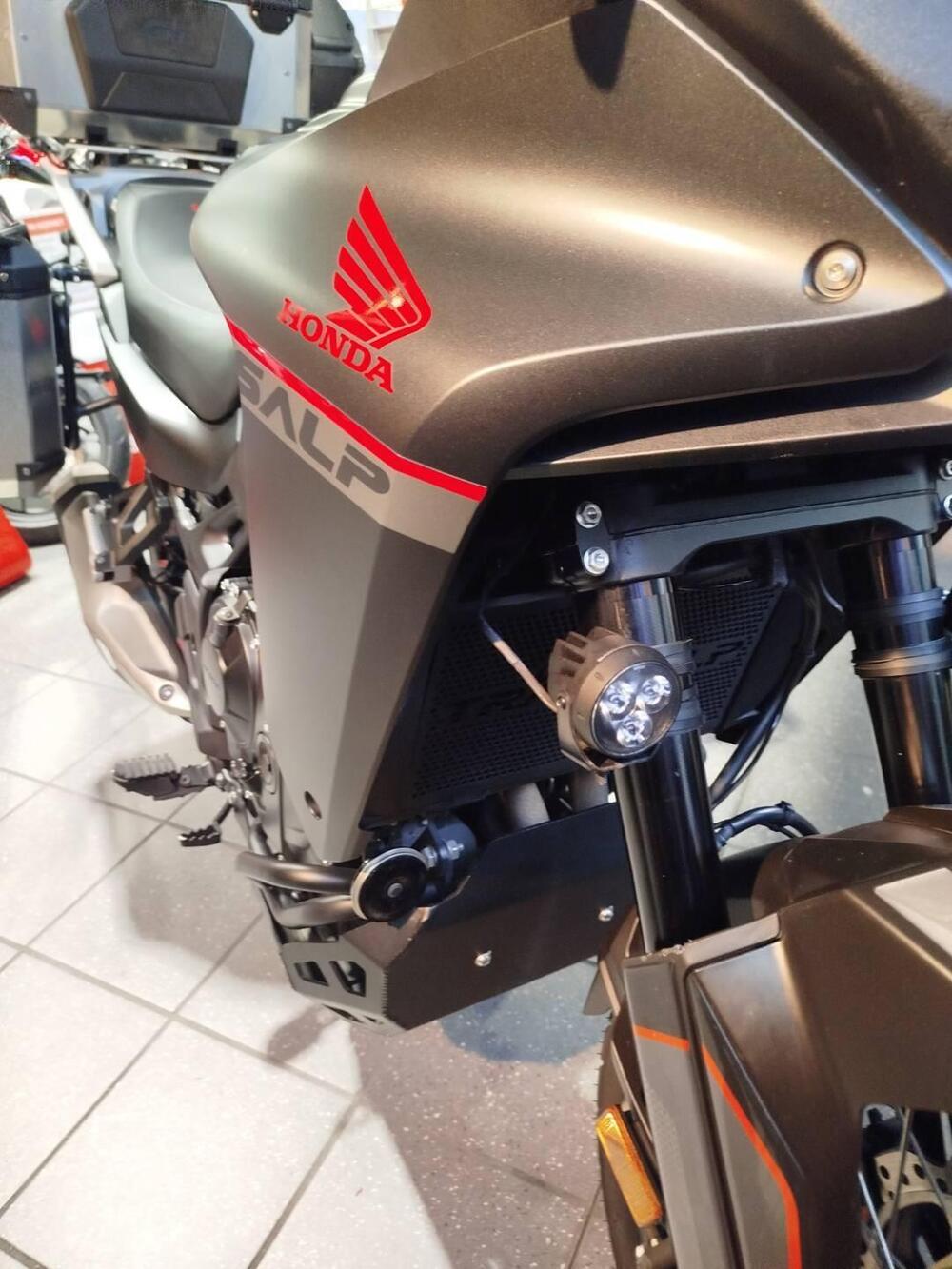 Honda Transalp XL750 Travel Edition (2023 - 24) (7)