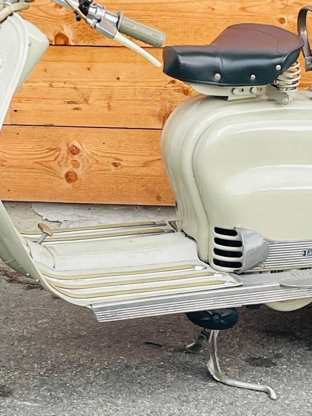 Innocenti ld 150 (4)