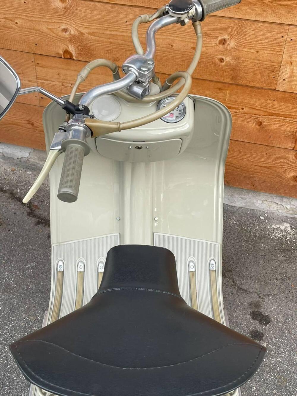 Innocenti ld 150 (16)