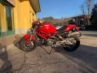 Ducati Monster 696 (2008 - 13) usata