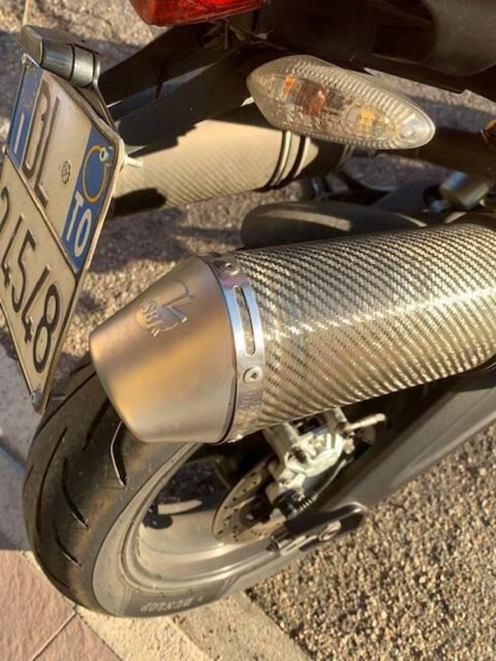 Ducati Monster 696 (2008 - 13) (9)