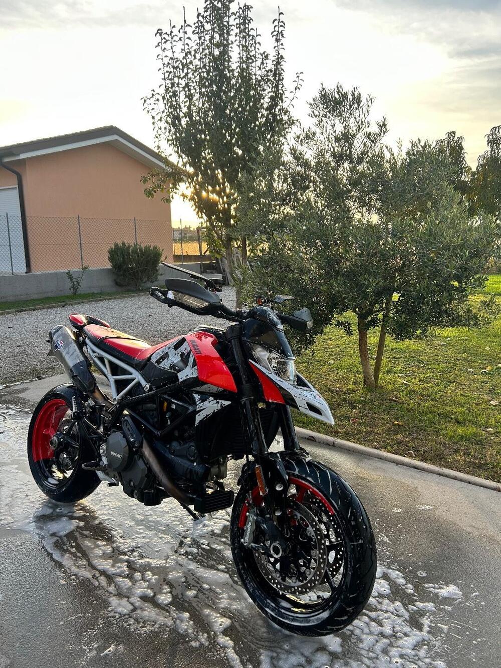Ducati Hypermotard 950 RVE (2022 - 25) (3)