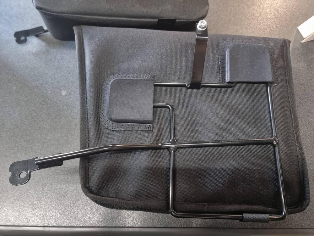 SUPEROFFERTA!! BORSE LATERALI YAMAHA BICI BOOSTER (3)