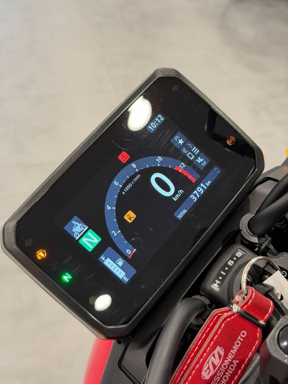 Honda CB 1000 Hornet (2025) (16)