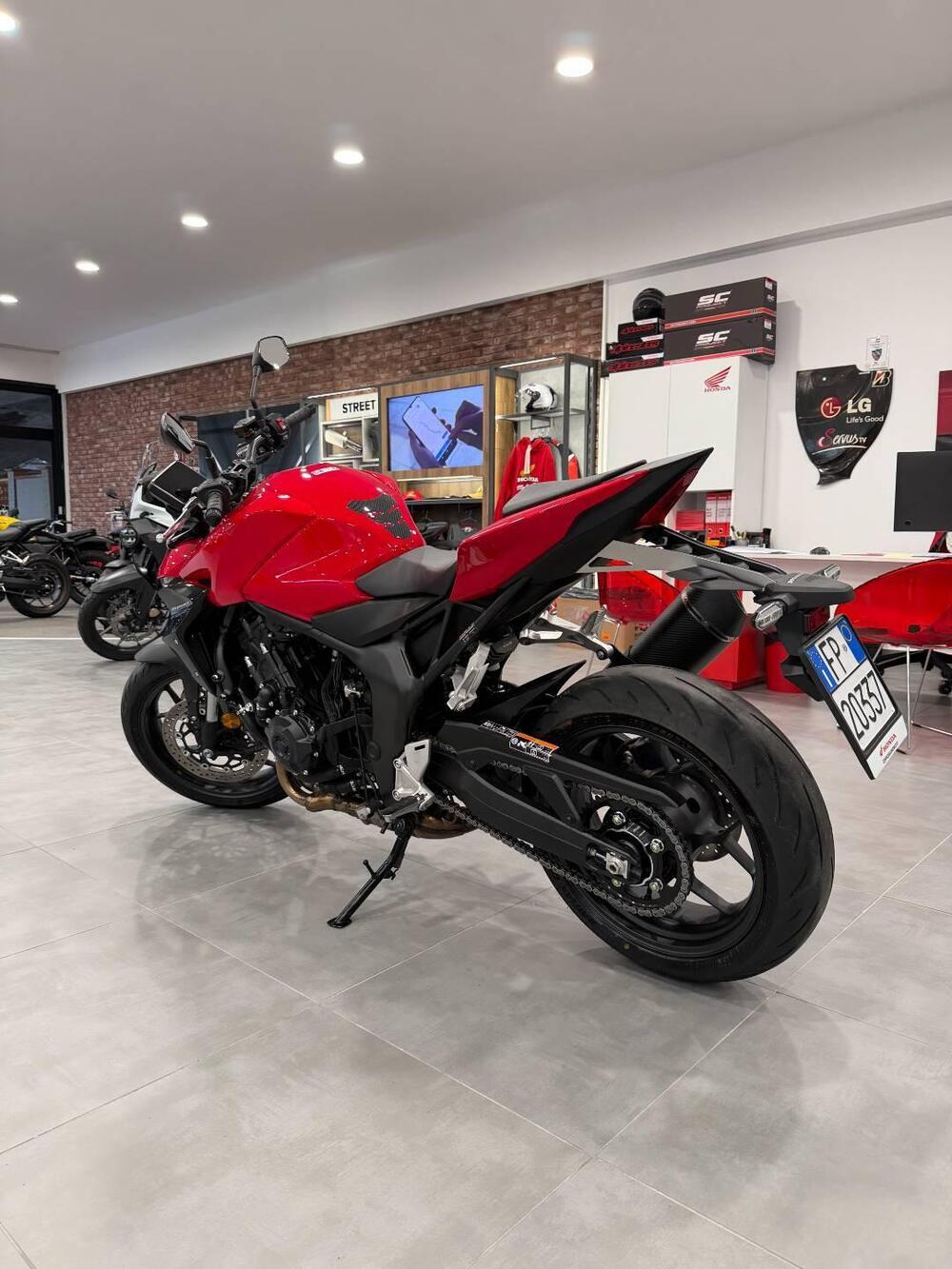 Honda CB 1000 Hornet (2025) (4)