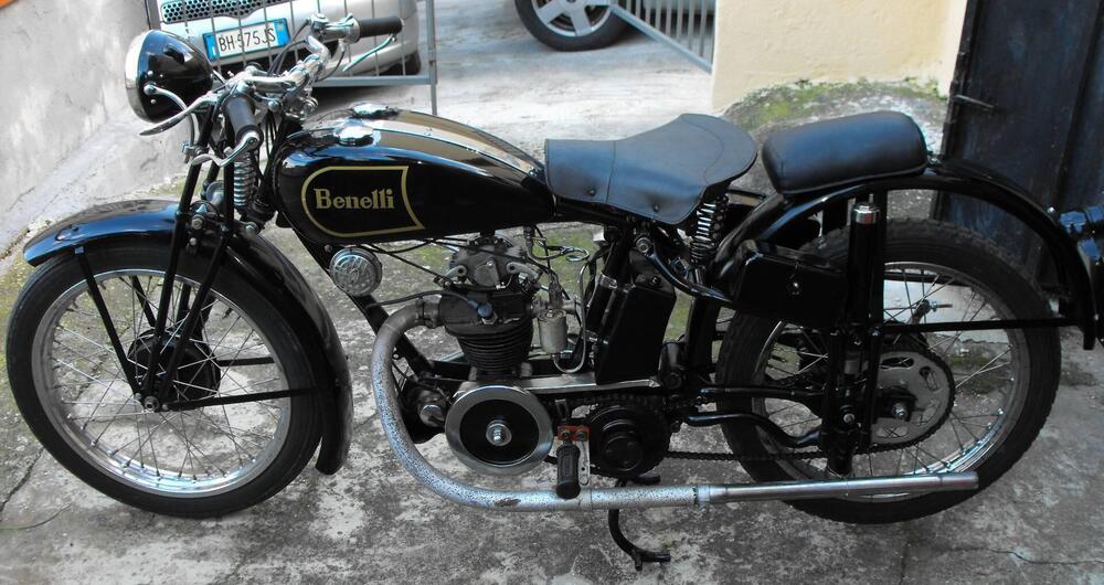 Benelli 175 Sport (2)
