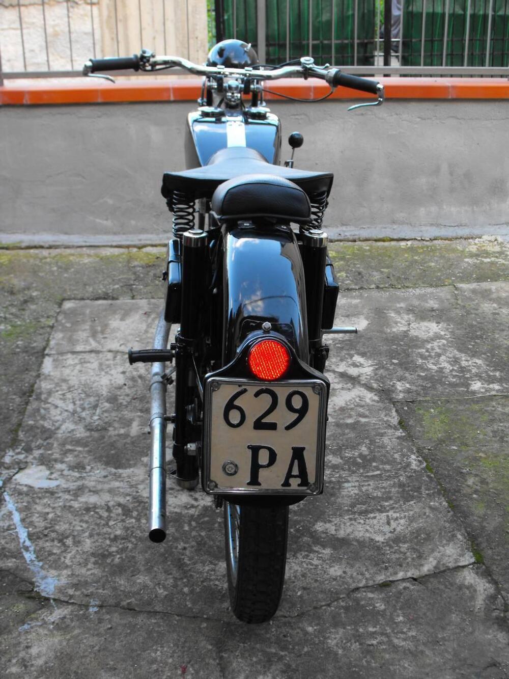 Benelli 175 Sport (4)