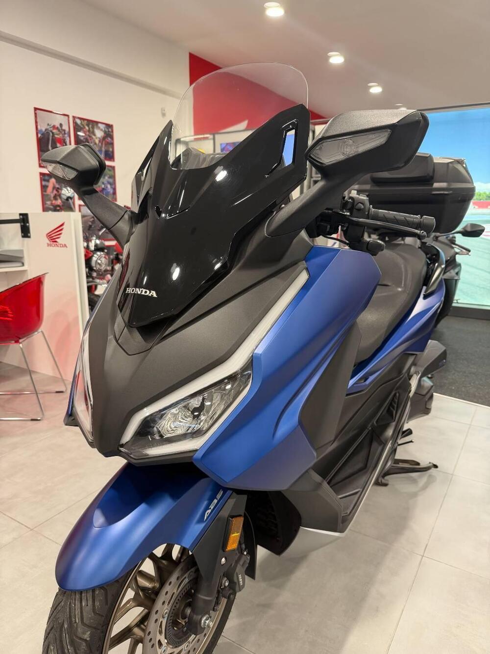 Honda Forza 350 (2022 - 24) (2)