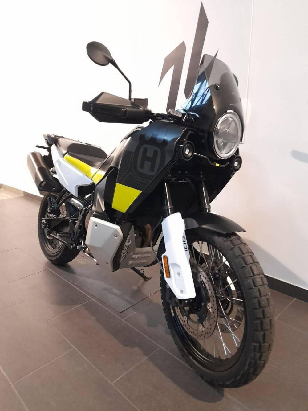 Husqvarna Norden 901 (2022 - 25)