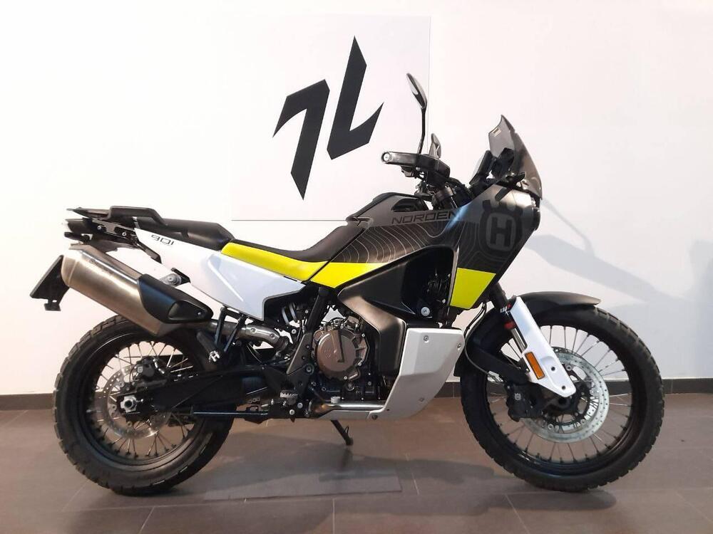 Husqvarna Norden 901 (2022 - 25) (3)