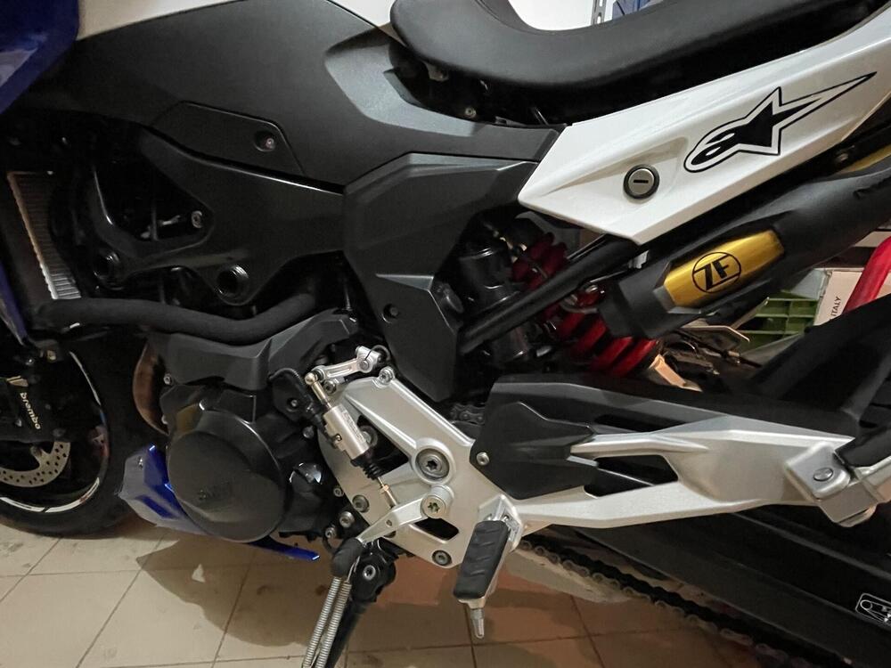 Bmw F 900 R (2021 - 24) (4)