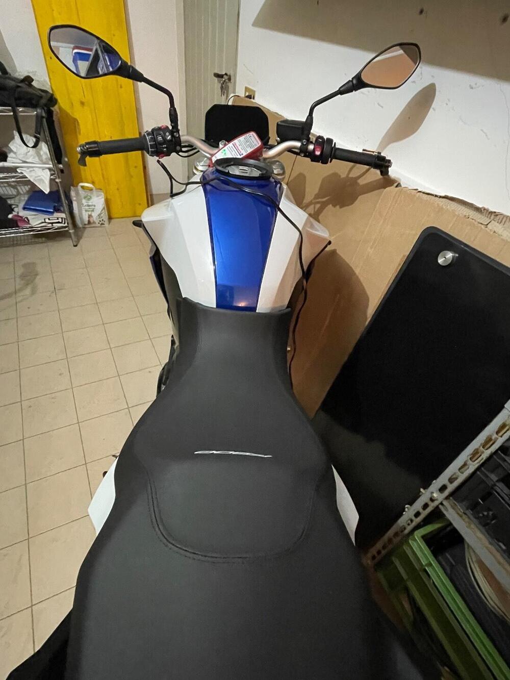 Bmw F 900 R (2021 - 24) (8)