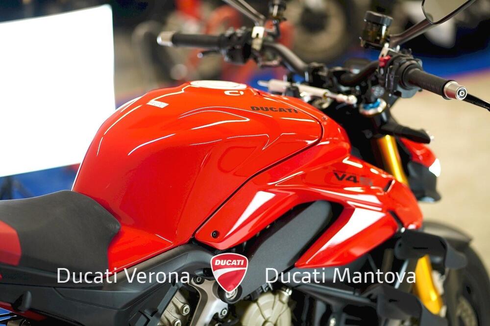 Ducati Streetfighter V4 S (2023 - 24) (10)