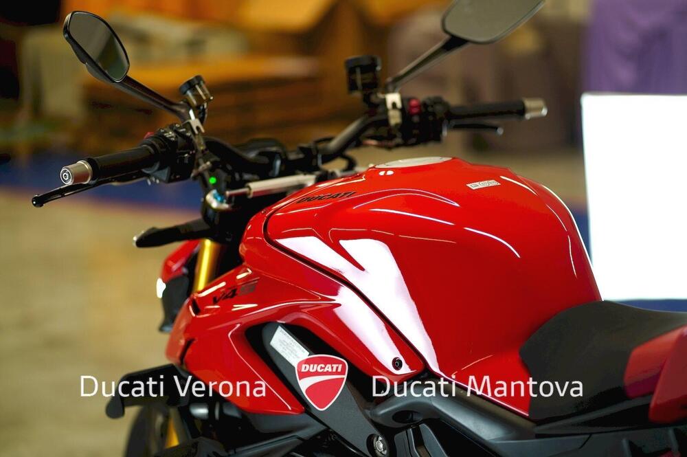 Ducati Streetfighter V4 S (2023 - 24) (14)