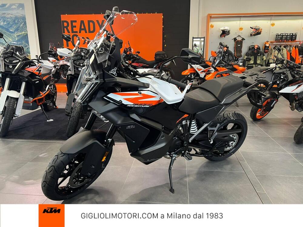 KTM 1390 Super Adventure S EVO (2026) (2)