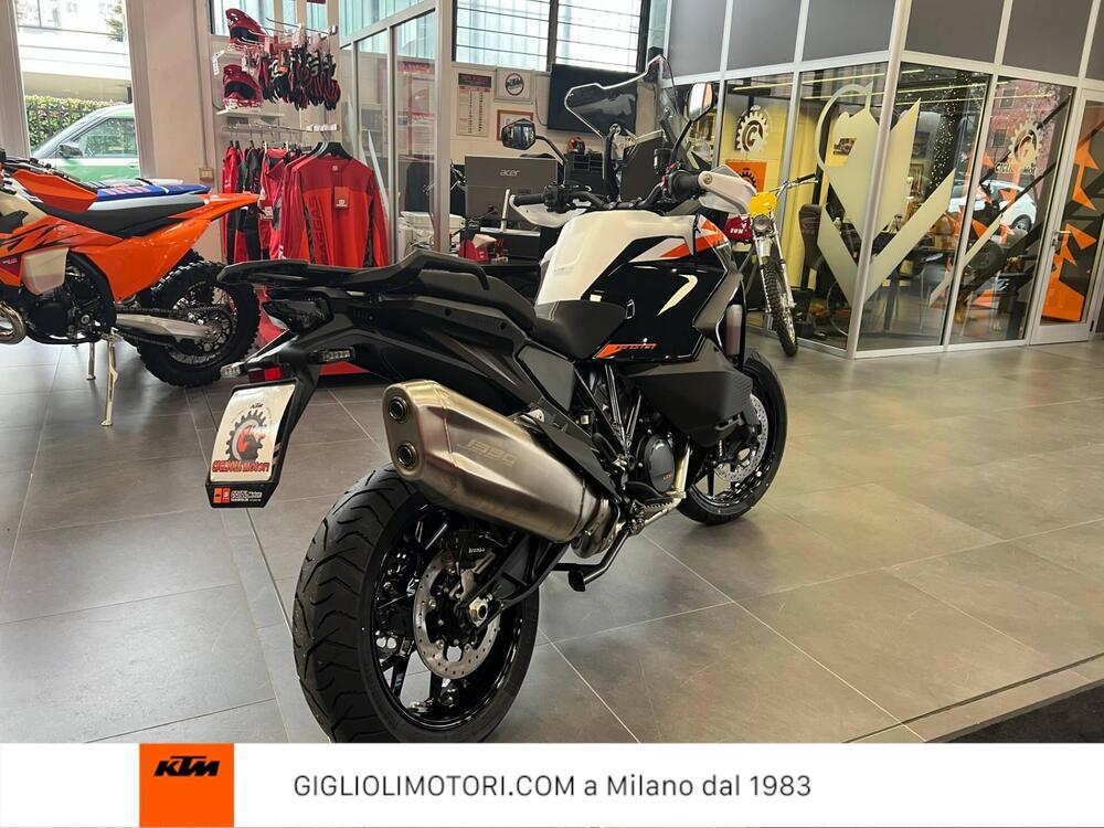 KTM 1390 Super Adventure S EVO (2026) (5)