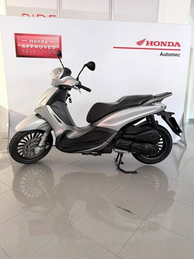 Piaggio Beverly 300 i.e. ABS-ASR (2016 - 20) usata