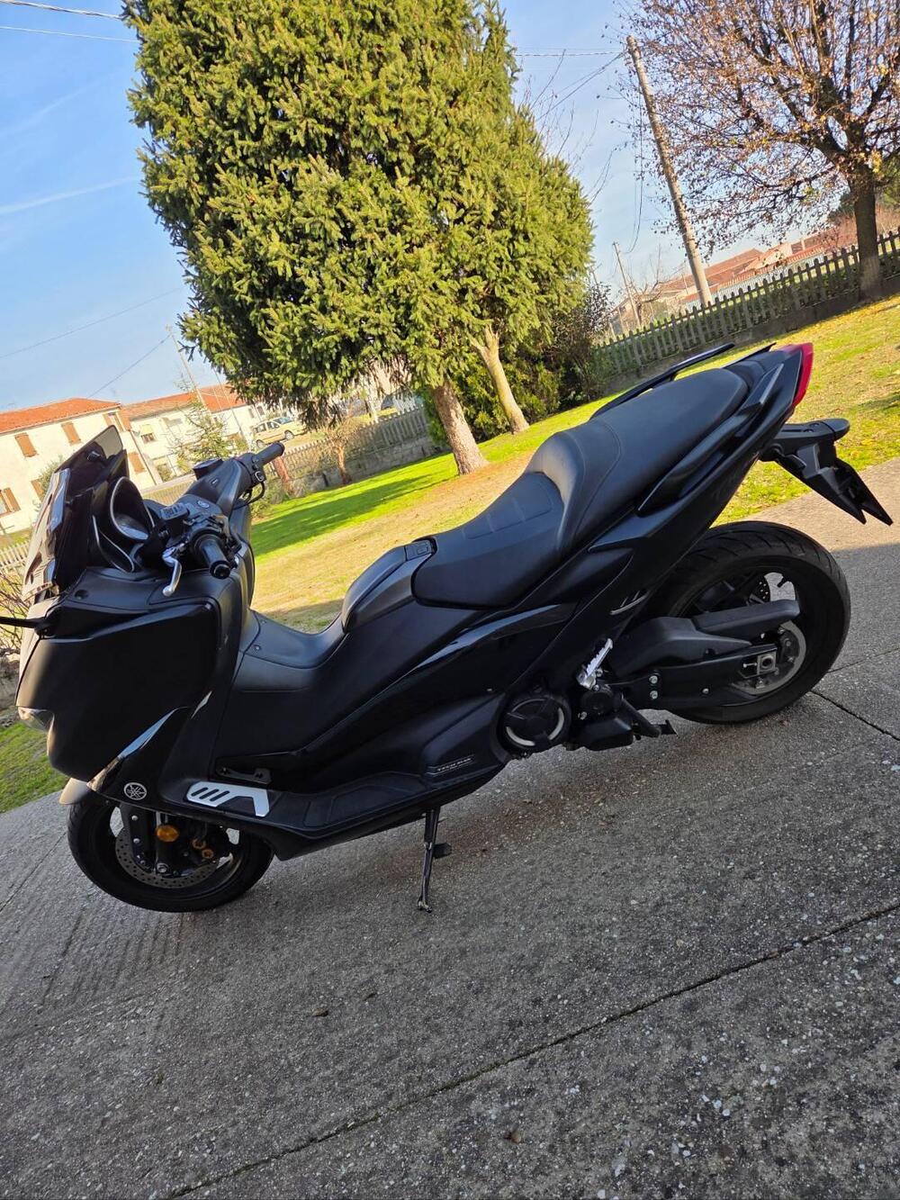 Yamaha T-Max 560 Tech Max (2020) (4)