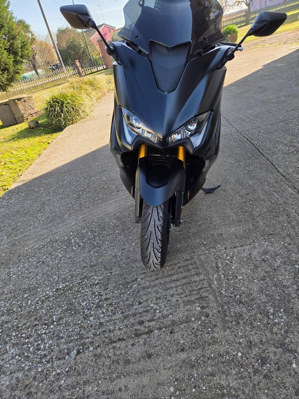 Yamaha T-Max 560 Tech Max (2020) (6)