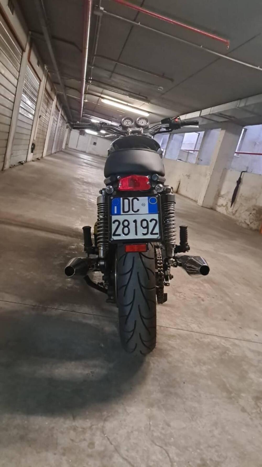 Triumph Bonneville T100 (2001 - 07) (2)