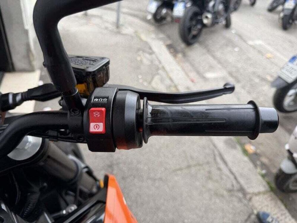 KTM 790 Duke L (2023 - 24) (19)