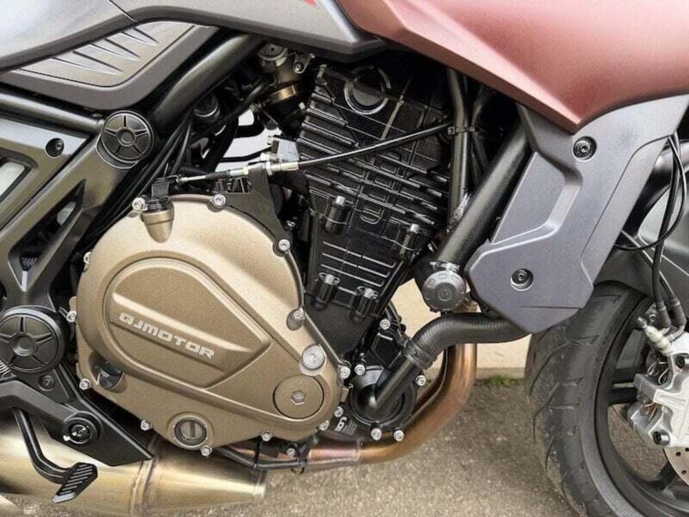 QJ Motor SRK 700 (2023 - 25) (8)