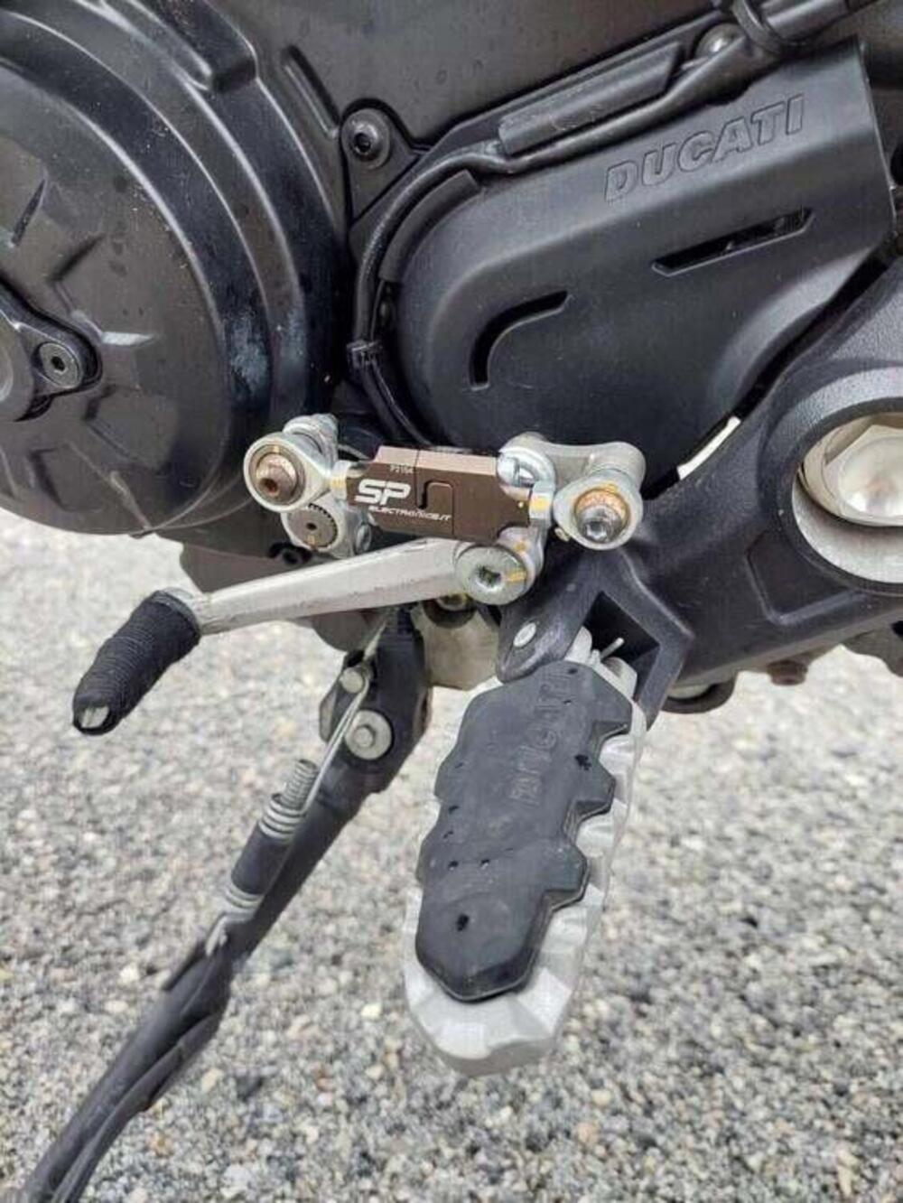 Ducati Hypermotard 939 SP (2016 - 18) (10)