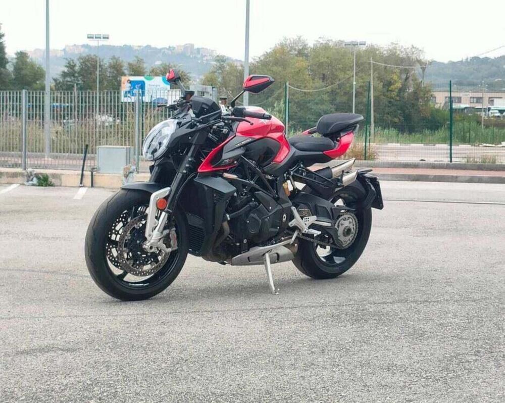 MV Agusta Brutale 1000 RS (2022 - 25) (3)