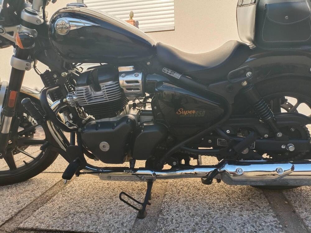 Royal Enfield Super Meteor 650 (2023 - 25) (3)