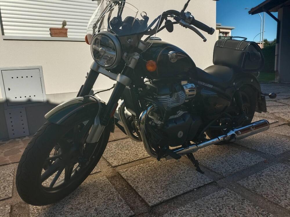 Royal Enfield Super Meteor 650 (2023 - 25) (4)