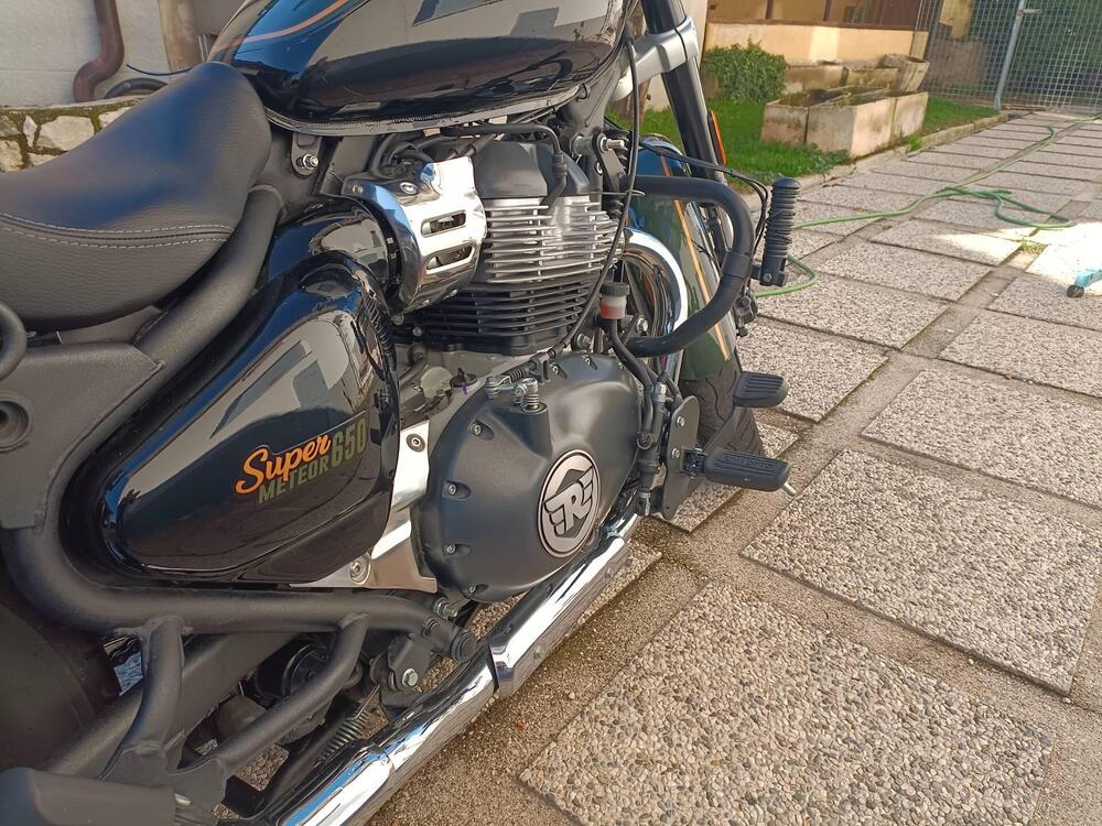 Royal Enfield Super Meteor 650 (2023 - 25) (12)