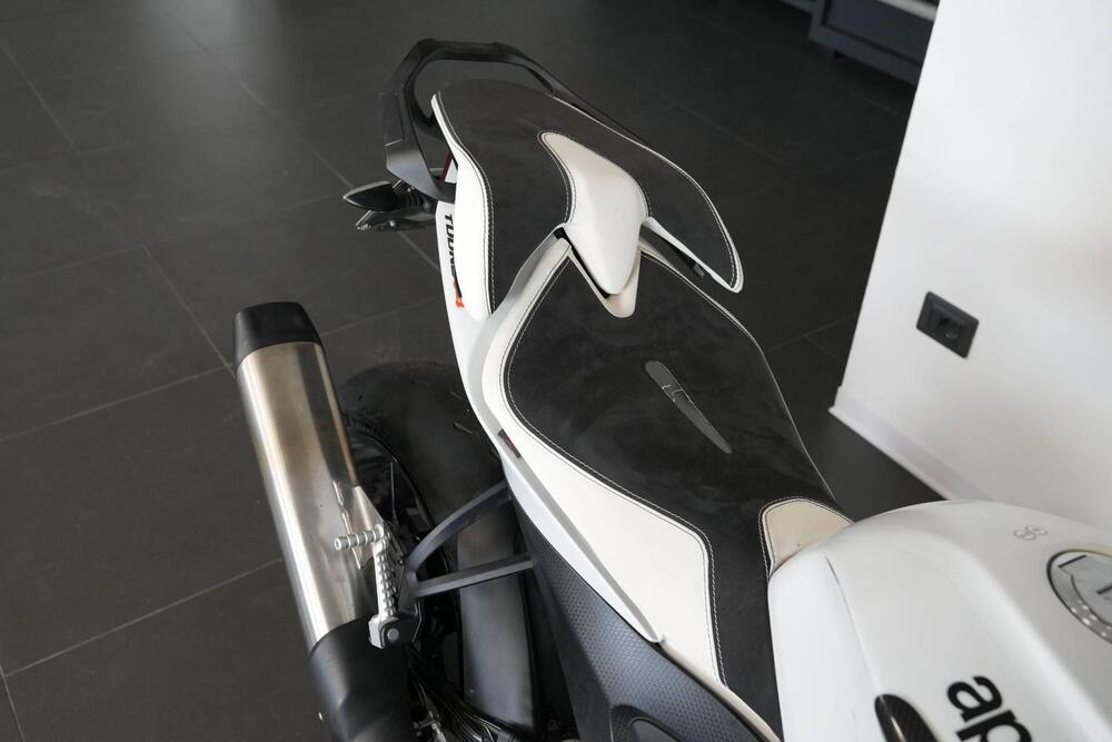 Aprilia Tuono V4 (2021 - 24) (6)