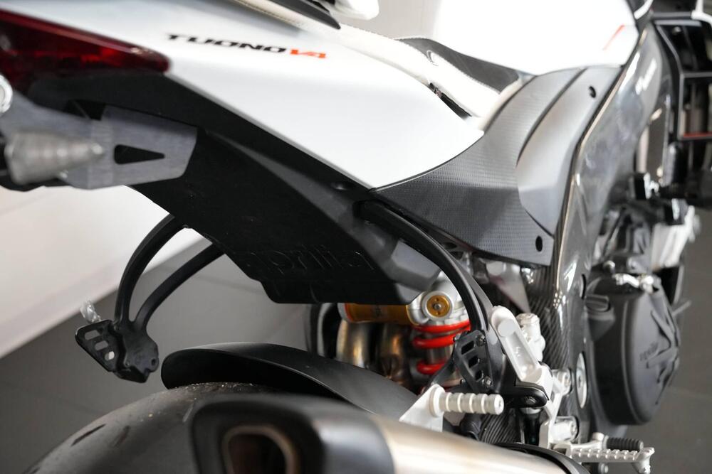 Aprilia Tuono V4 (2021 - 24) (9)
